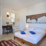 Elea Villa