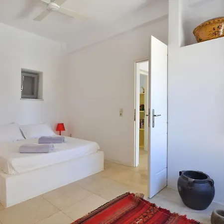 Elea Villa